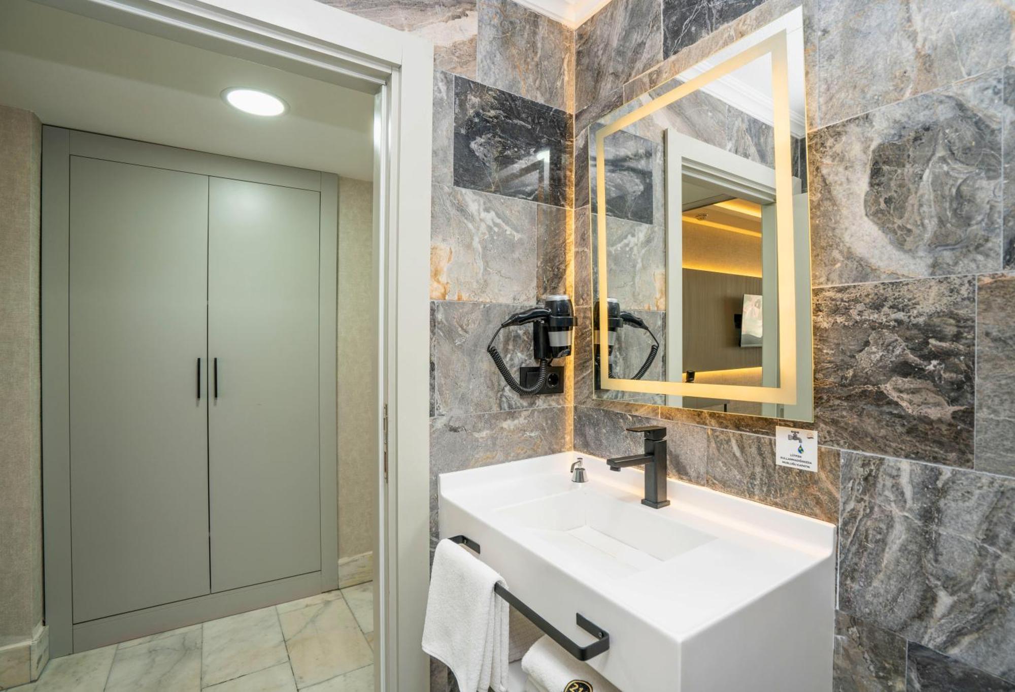 216 Station Suite Gebze Exterior foto